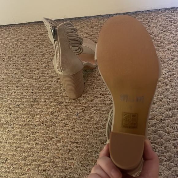 Open toe block heels - Picture 3 of 4